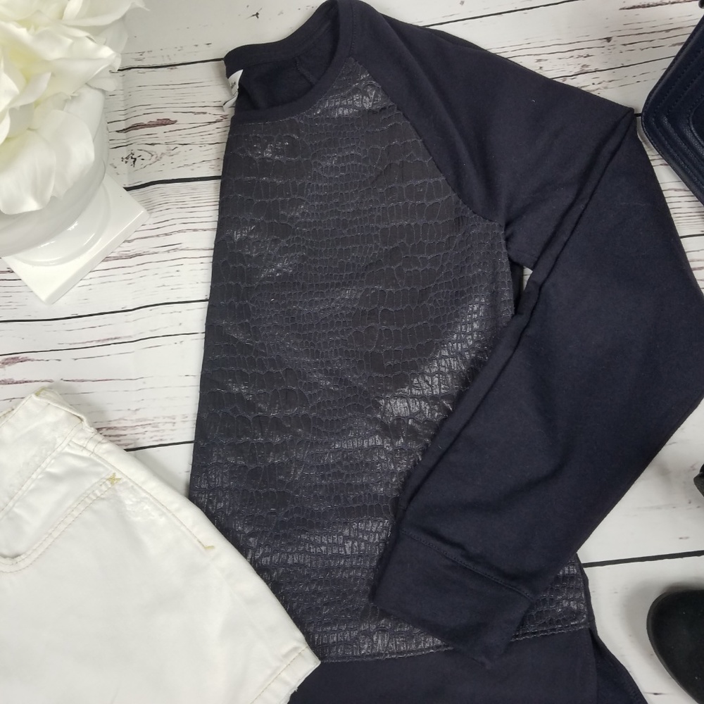 Calvin Klein Women Sweater Navy Blue Size Medium